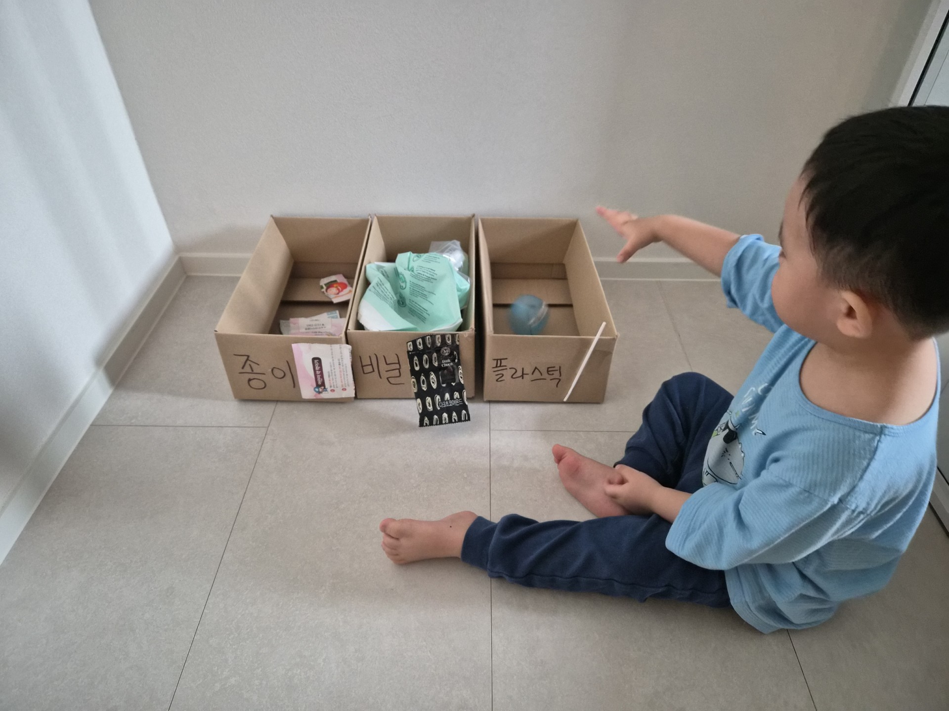 ÷������